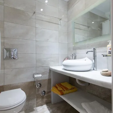 Relax Lägenhetshotell Naxos City